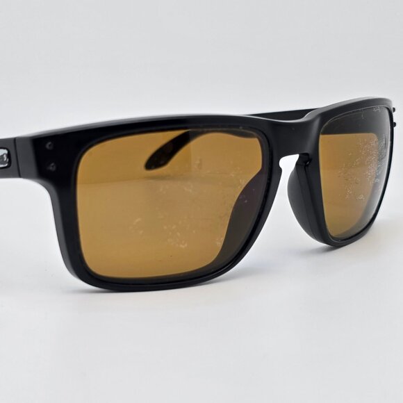 Oakley OO9102-98 Holbrook Matte Black Frame Polarized Bronze Lens Sunglasses - Picture 6 of 13